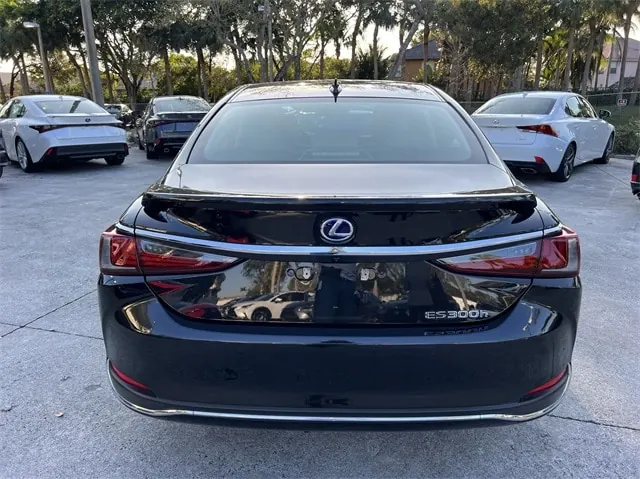 2021 Lexus ES 300h 300h - Photo 23