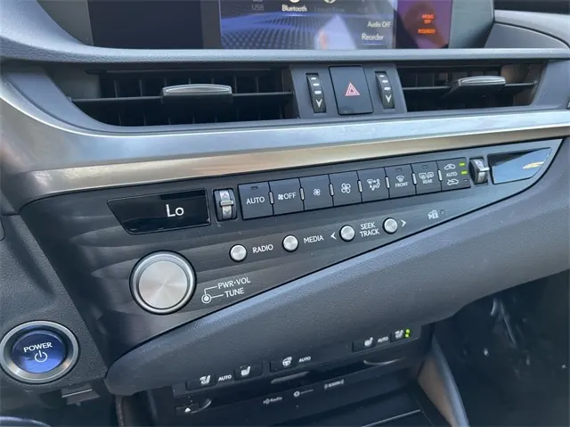 2021 Lexus ES 300h 300h - Photo 18