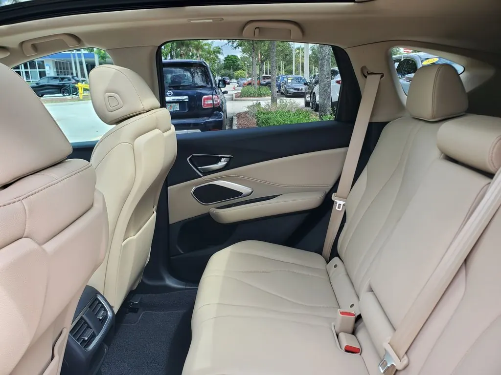 2024 Acura RDX SH-AWD - Photo 11