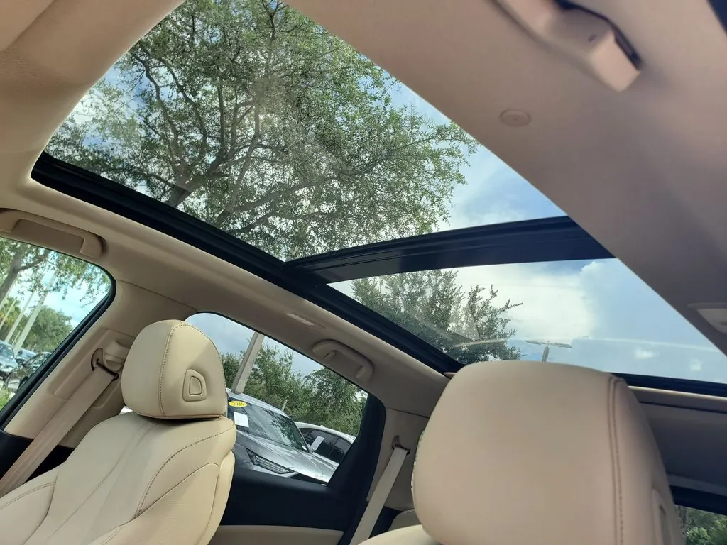 2024 Acura RDX SH-AWD - Photo 17