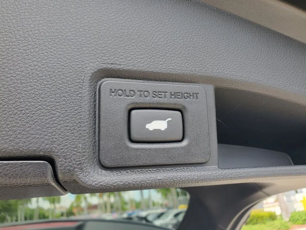 2024 Acura RDX SH-AWD - Photo 9