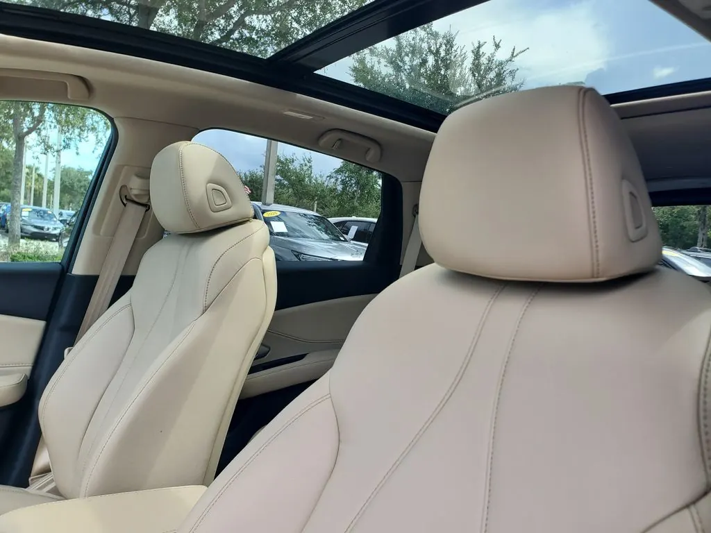 2024 Acura RDX SH-AWD - Photo 16