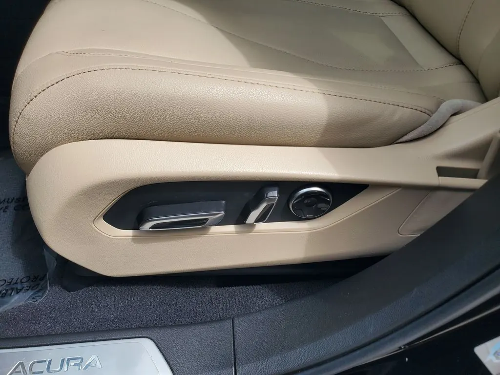 2024 Acura RDX SH-AWD - Photo 18