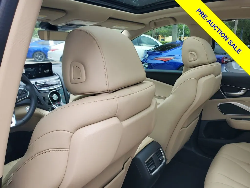 2024 Acura RDX SH-AWD - Photo 11