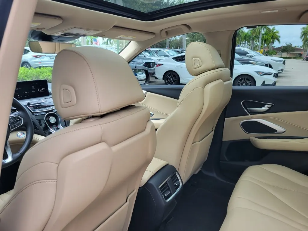 2024 Acura RDX SH-AWD - Photo 11