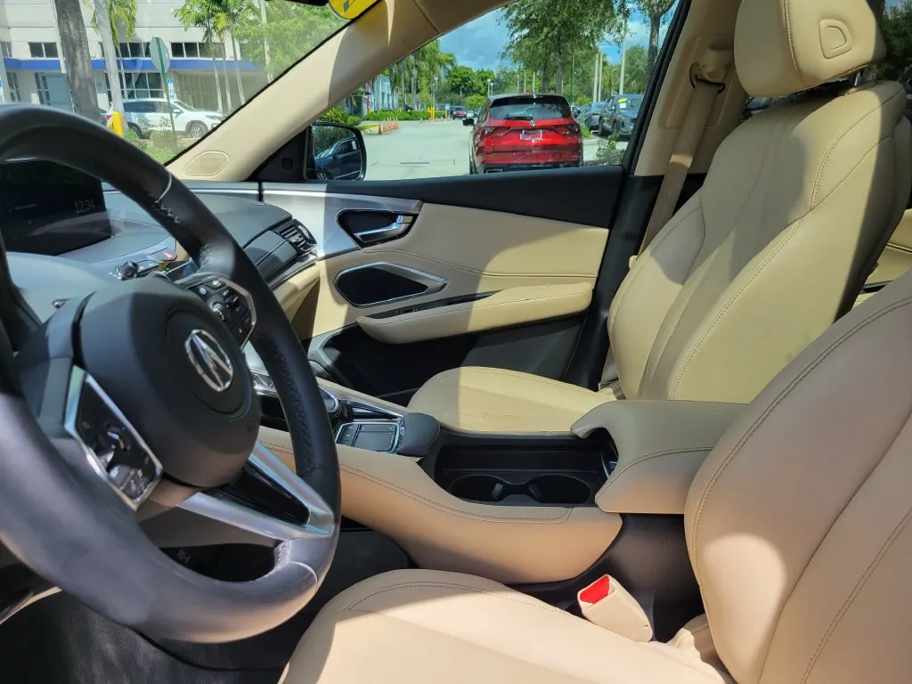 2023 Acura RDX SH-AWD - Photo 16