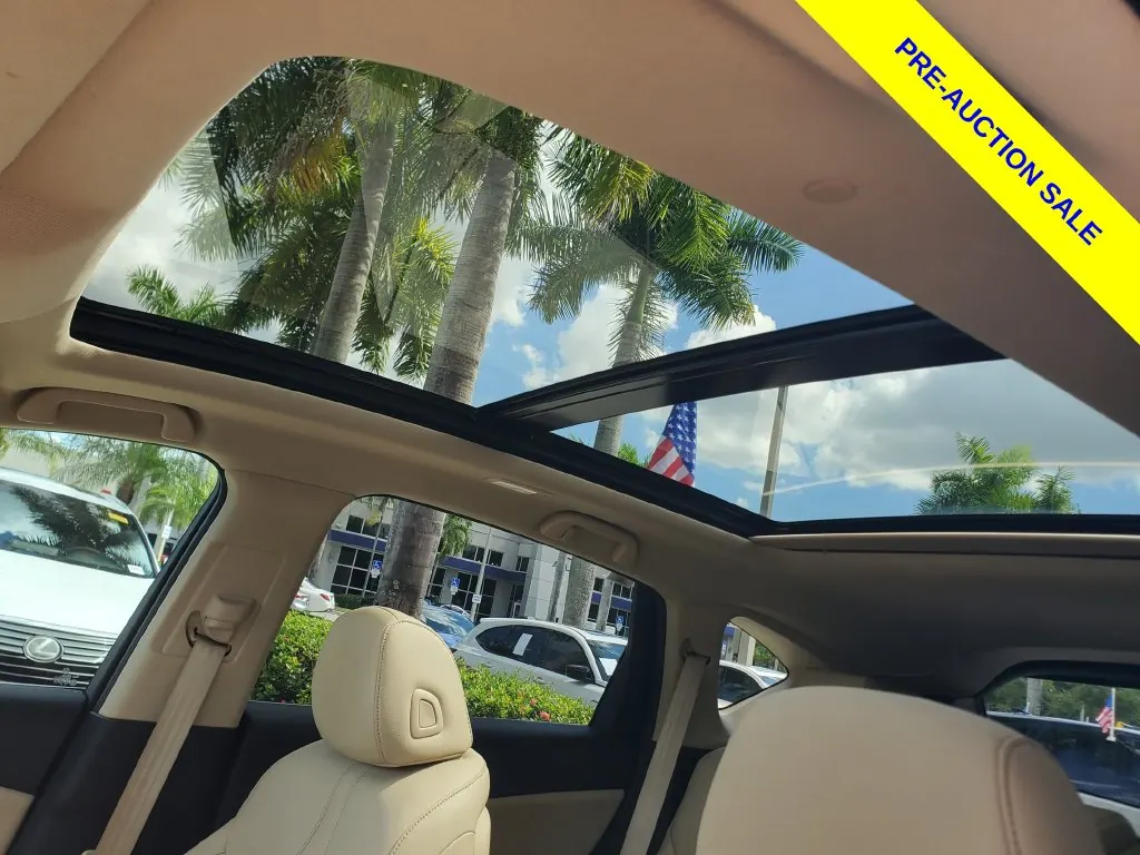2024 Acura RDX SH-AWD - Photo 18