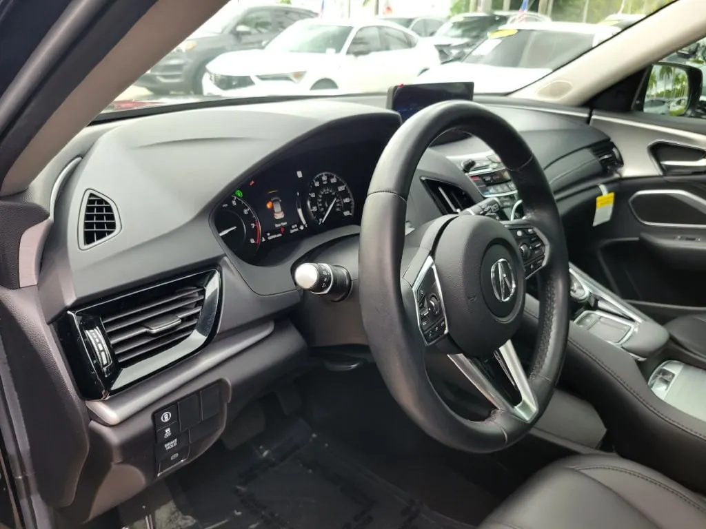 2024 Acura RDX SH-AWD - Photo 15