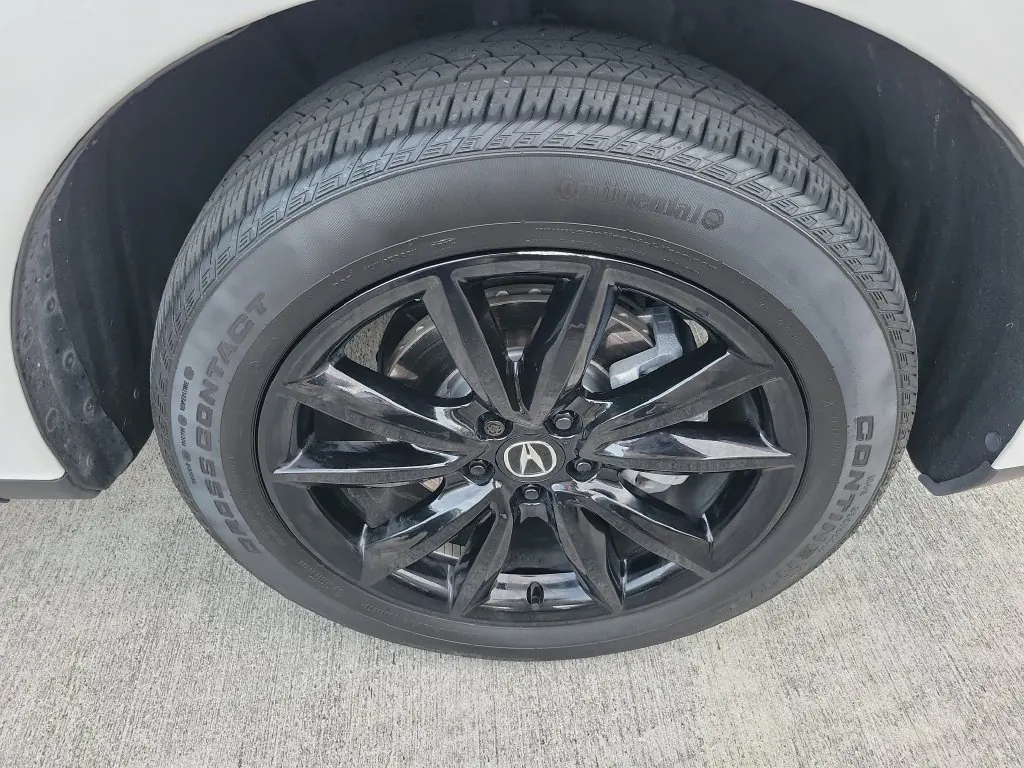 2025 Acura RDX SH-AWD - Photo 10