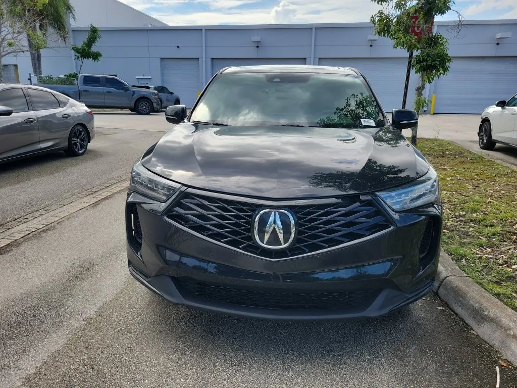 2025 Acura RDX SH-AWD - Photo 2