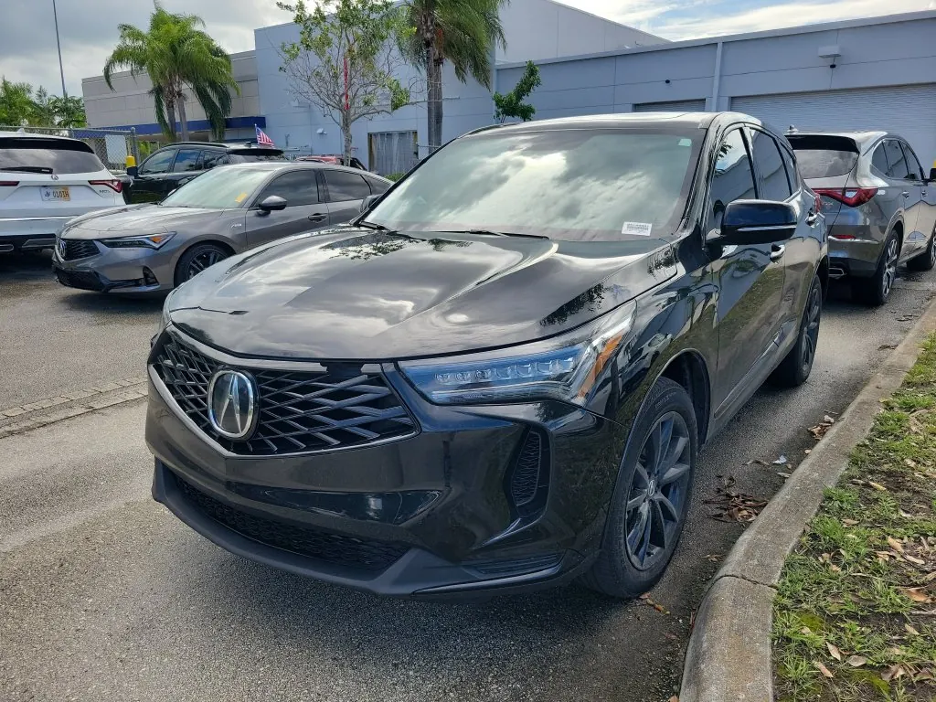 2025 Acura RDX SH-AWD - Photo 3