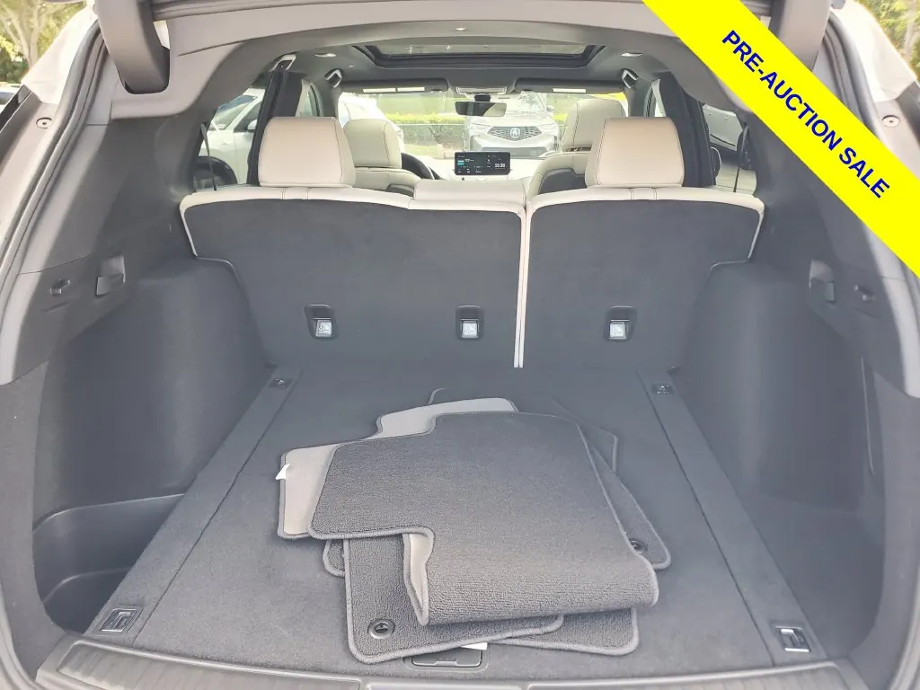 2025 Acura RDX SH-AWD - Photo 8