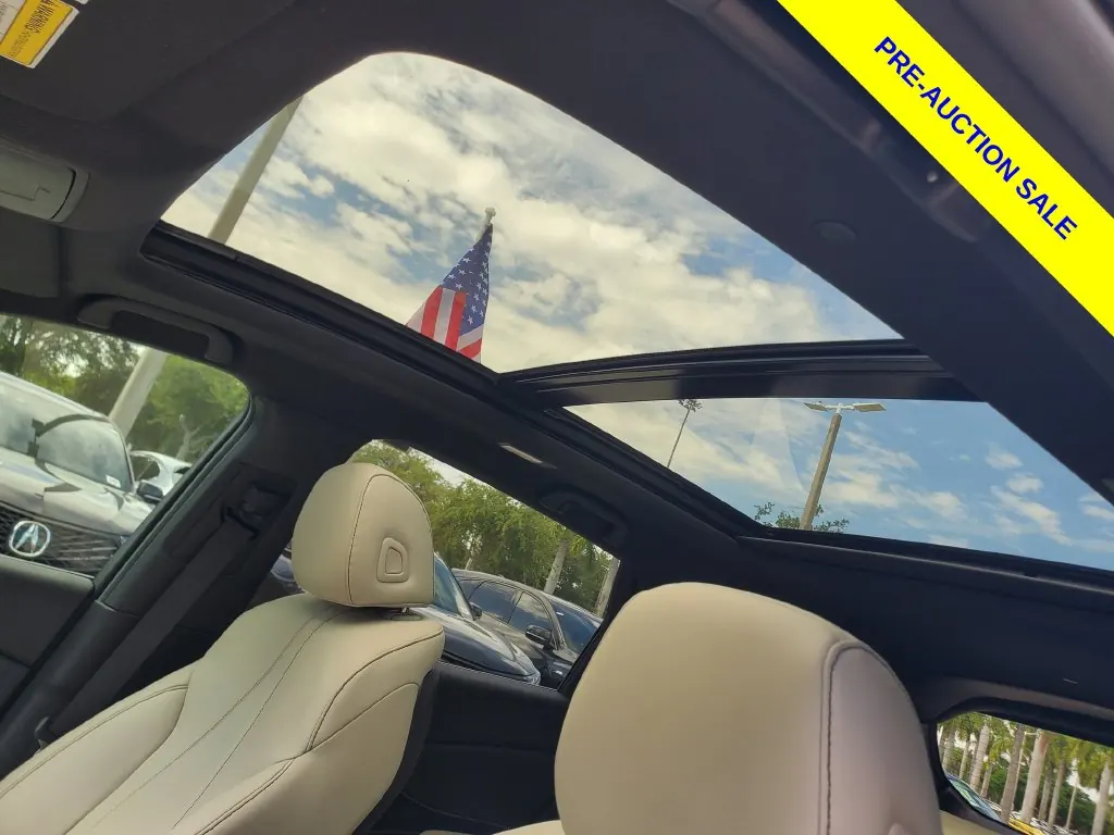 2025 Acura RDX SH-AWD - Photo 18