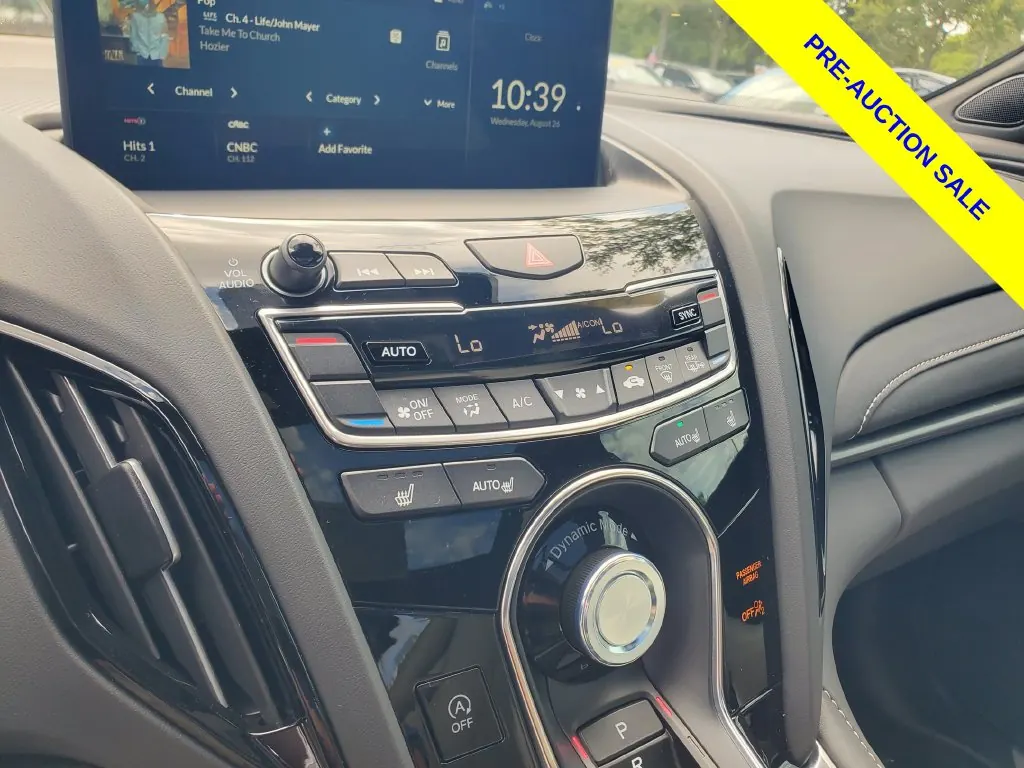 2025 Acura RDX SH-AWD - Photo 31