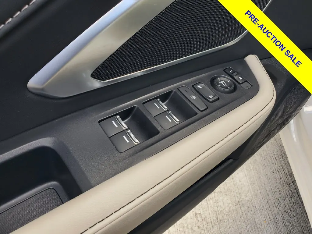 2025 Acura RDX SH-AWD - Photo 21