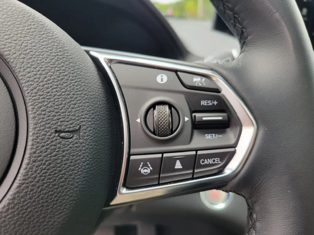 2025 Acura RDX SH-AWD - Photo 26