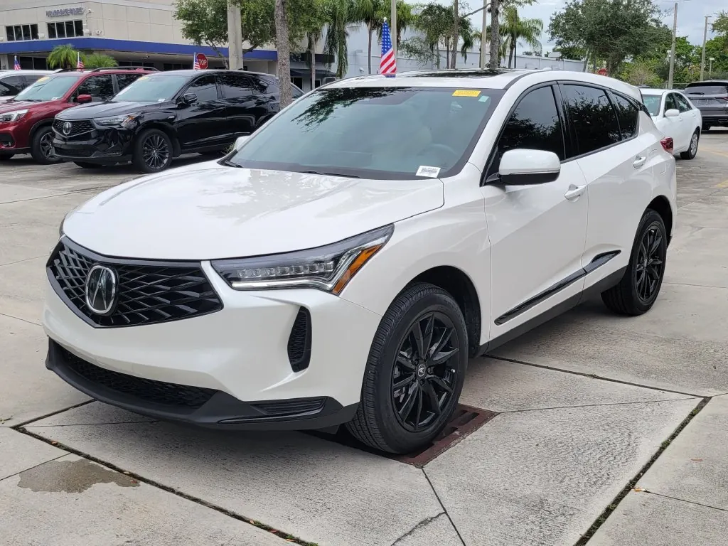 2025 Acura RDX SH-AWD - Photo 3