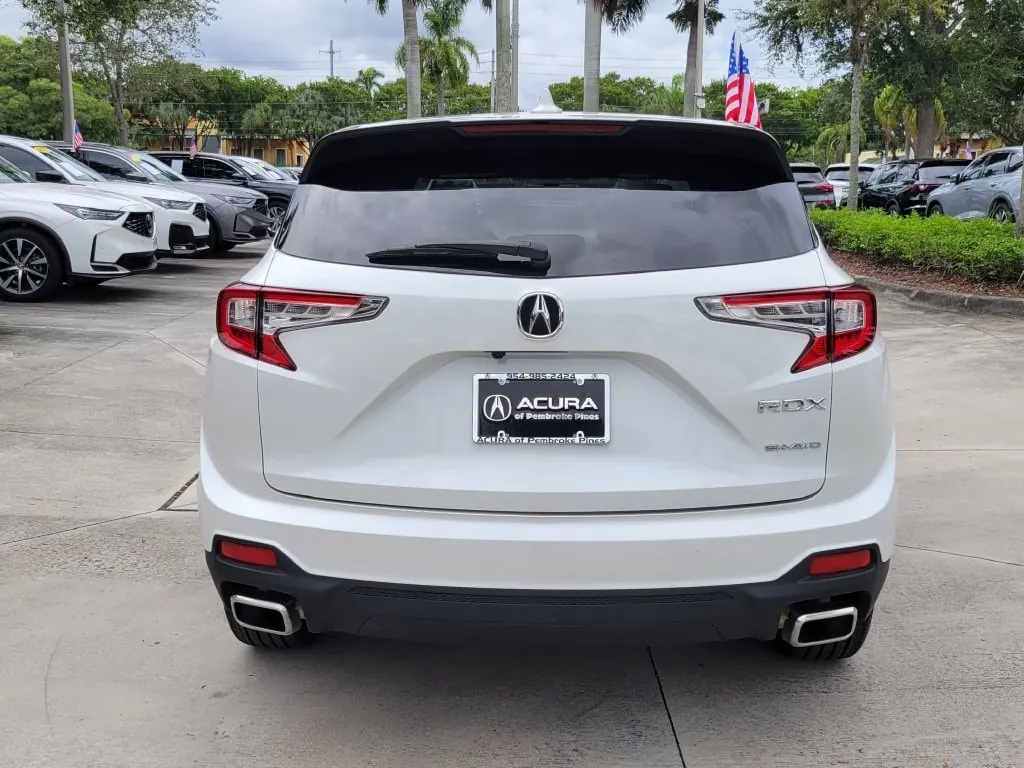 2025 Acura RDX SH-AWD - Photo 6