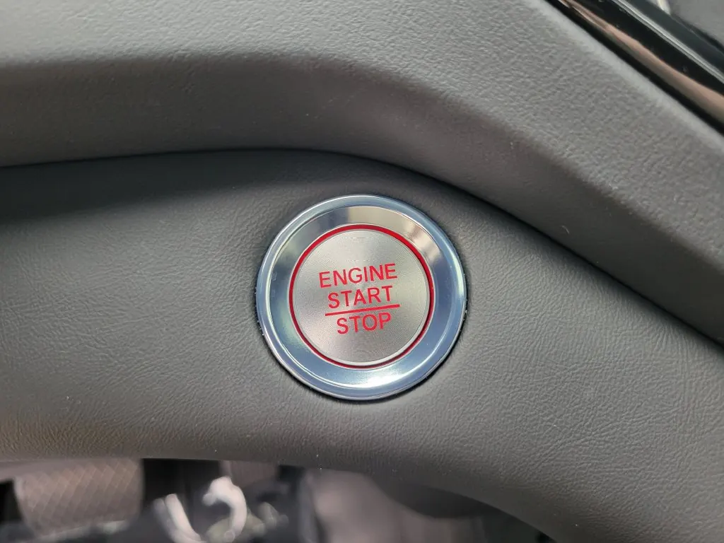 2025 Acura RDX SH-AWD - Photo 28