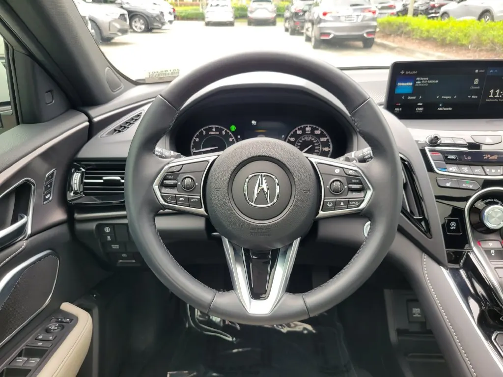 2025 Acura RDX SH-AWD - Photo 24