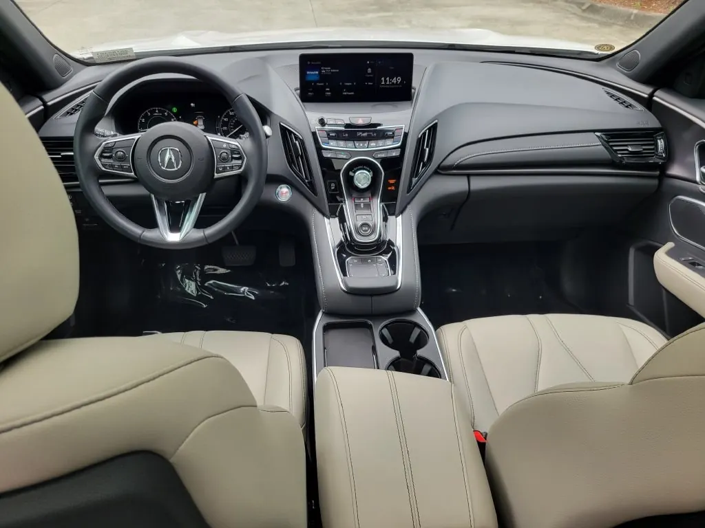 2025 Acura RDX SH-AWD - Photo 10