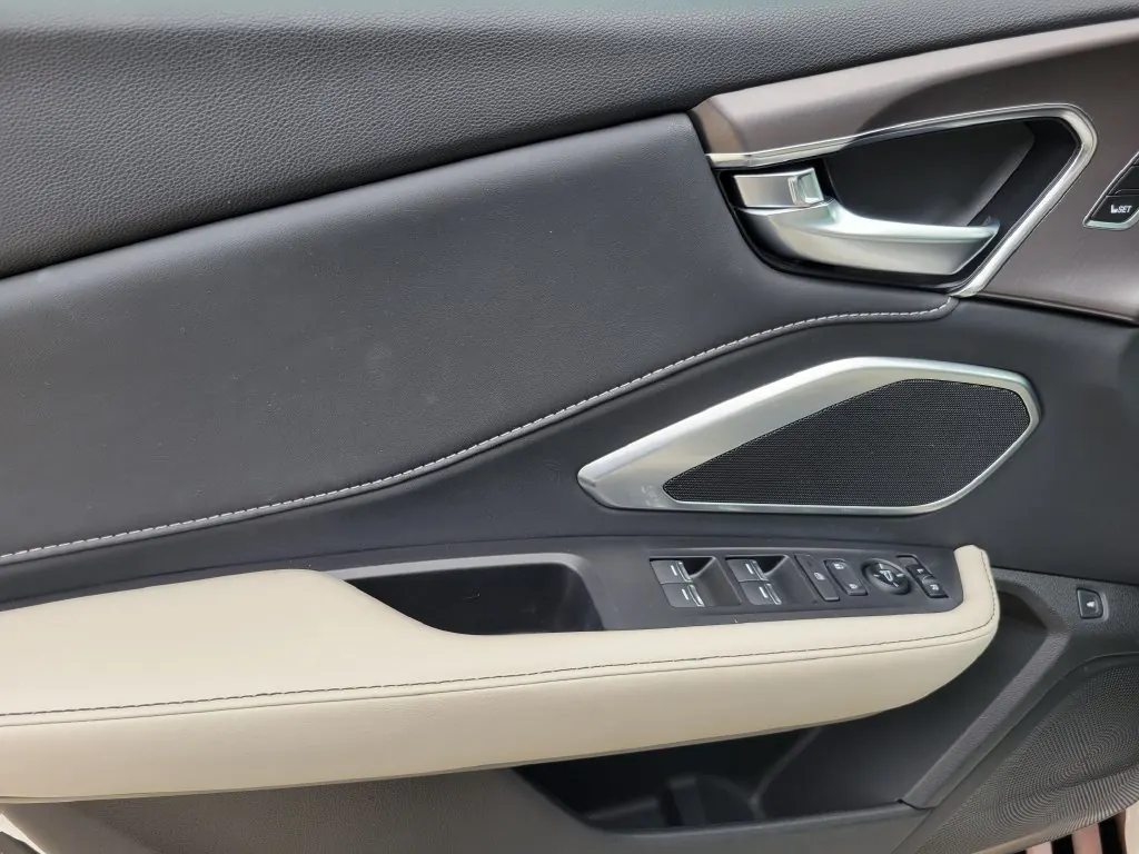 2025 Acura RDX SH-AWD - Photo 20