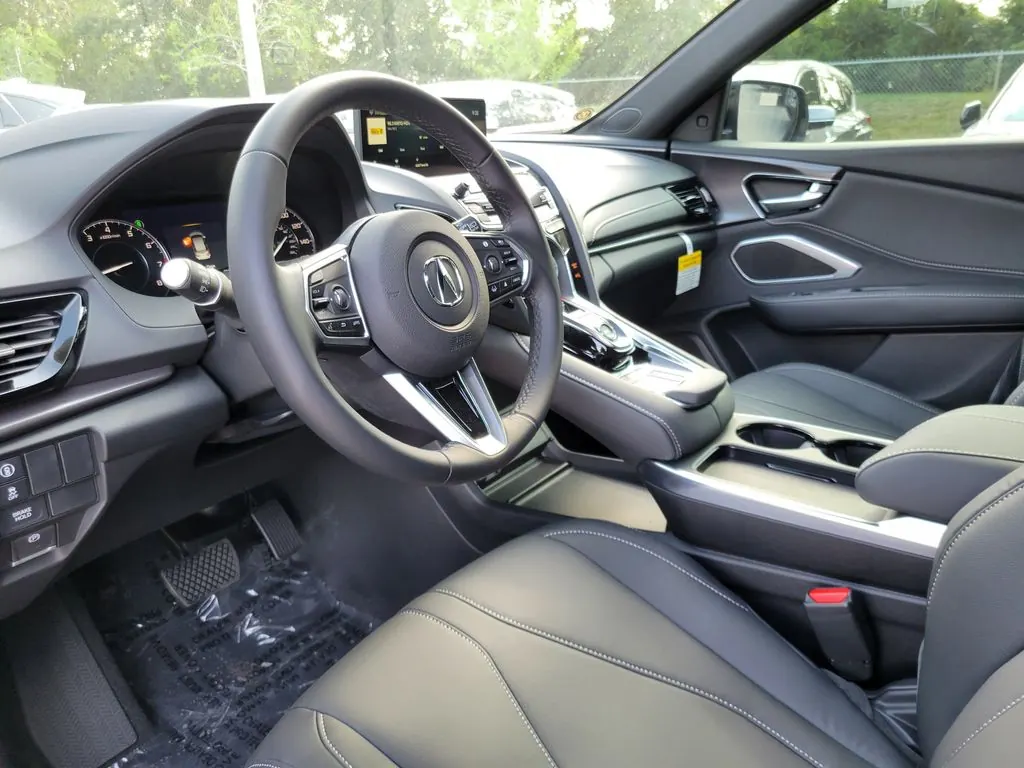 2026 Acura RDX SH-AWD - Photo 11