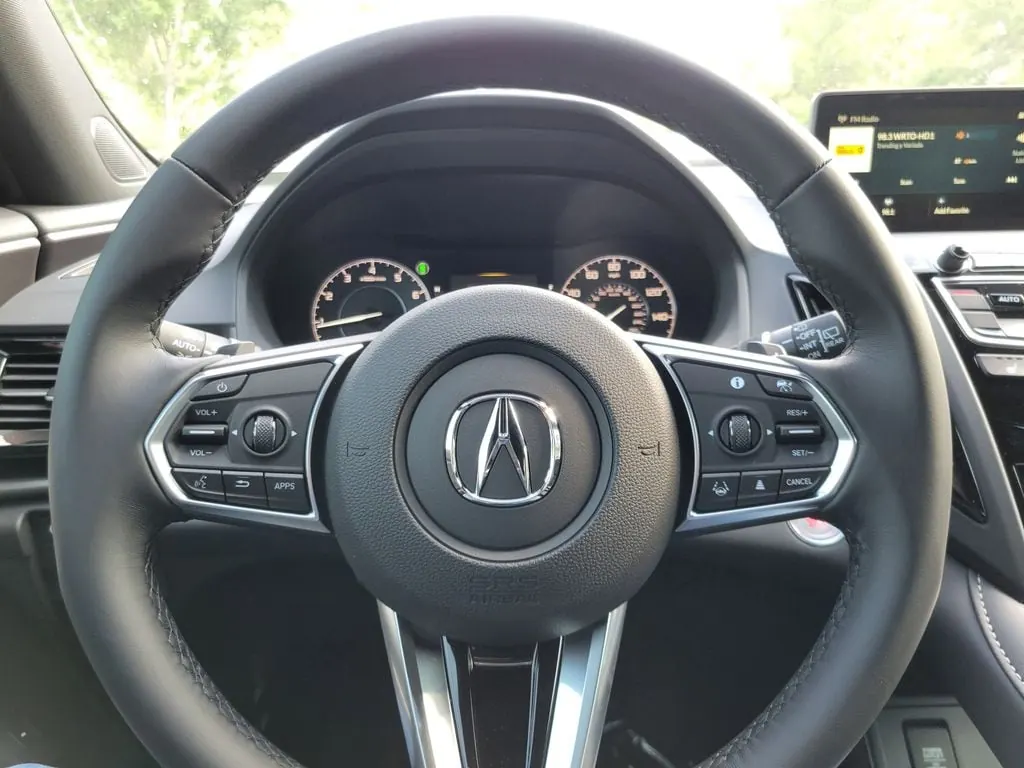 2026 Acura RDX SH-AWD - Photo 13