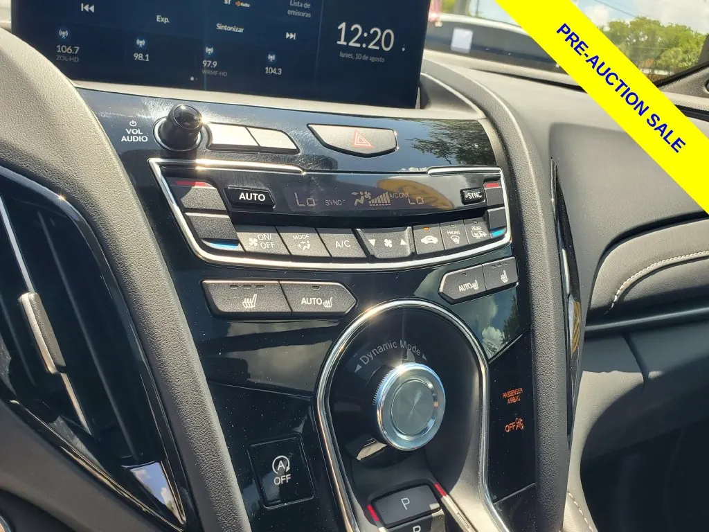 2025 Acura RDX SH-AWD - Photo 29