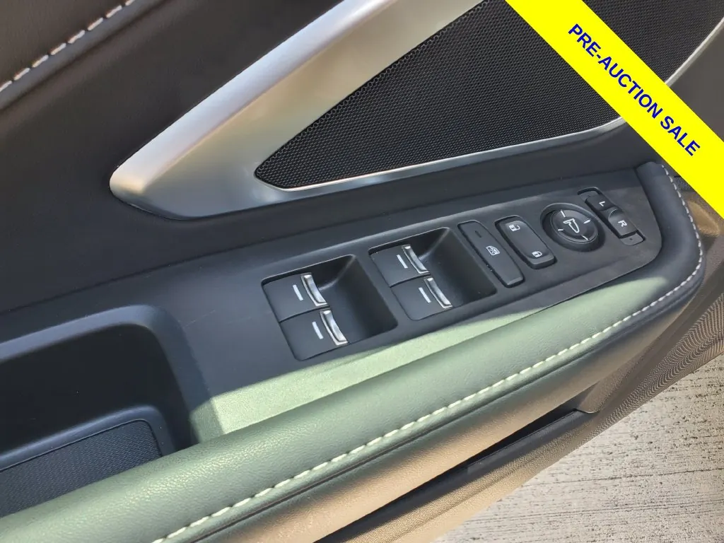 2025 Acura RDX SH-AWD - Photo 20