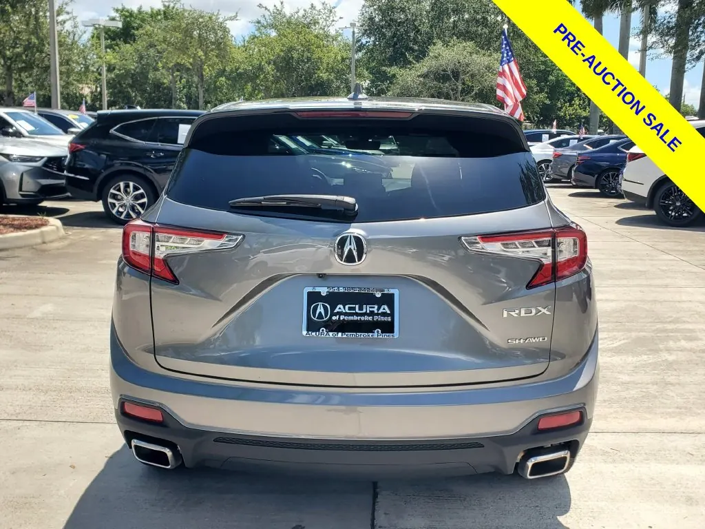 2025 Acura RDX SH-AWD - Photo 6