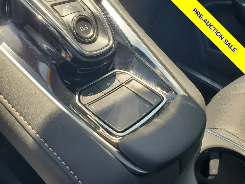 2025 Acura RDX SH-AWD - Photo 31