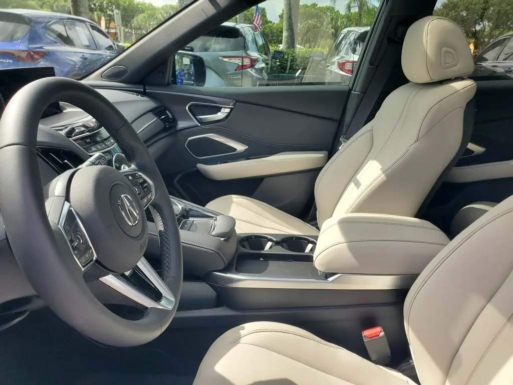 2026 Acura RDX SH-AWD - Photo 10