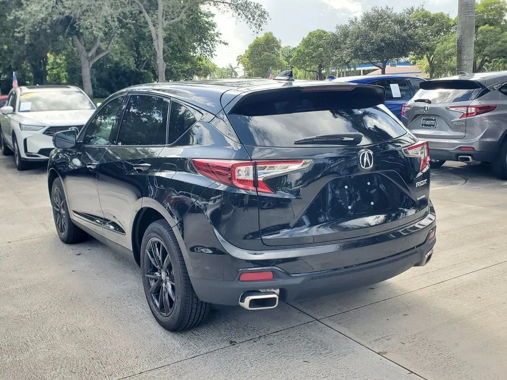 2026 Acura RDX SH-AWD - Photo 4