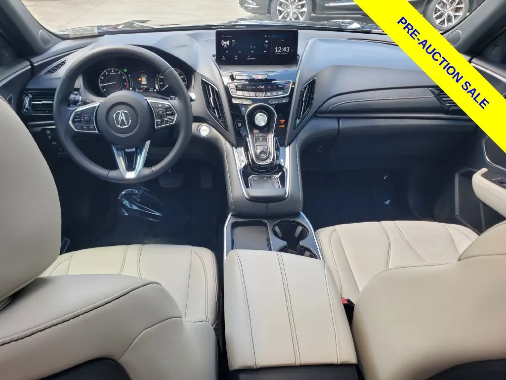 2025 Acura RDX SH-AWD - Photo 10