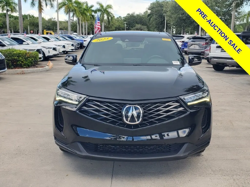 2025 Acura RDX SH-AWD - Photo 2