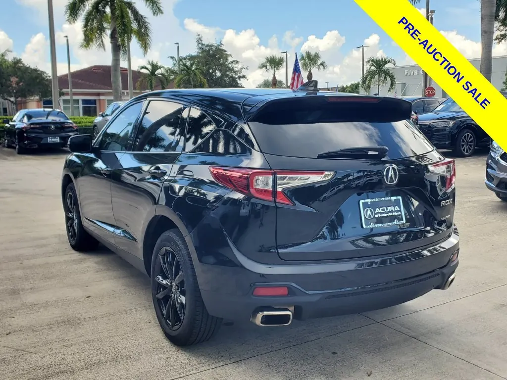 2025 Acura RDX SH-AWD - Photo 5