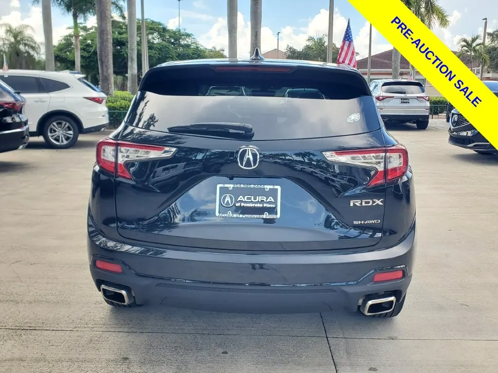 2025 Acura RDX SH-AWD - Photo 6