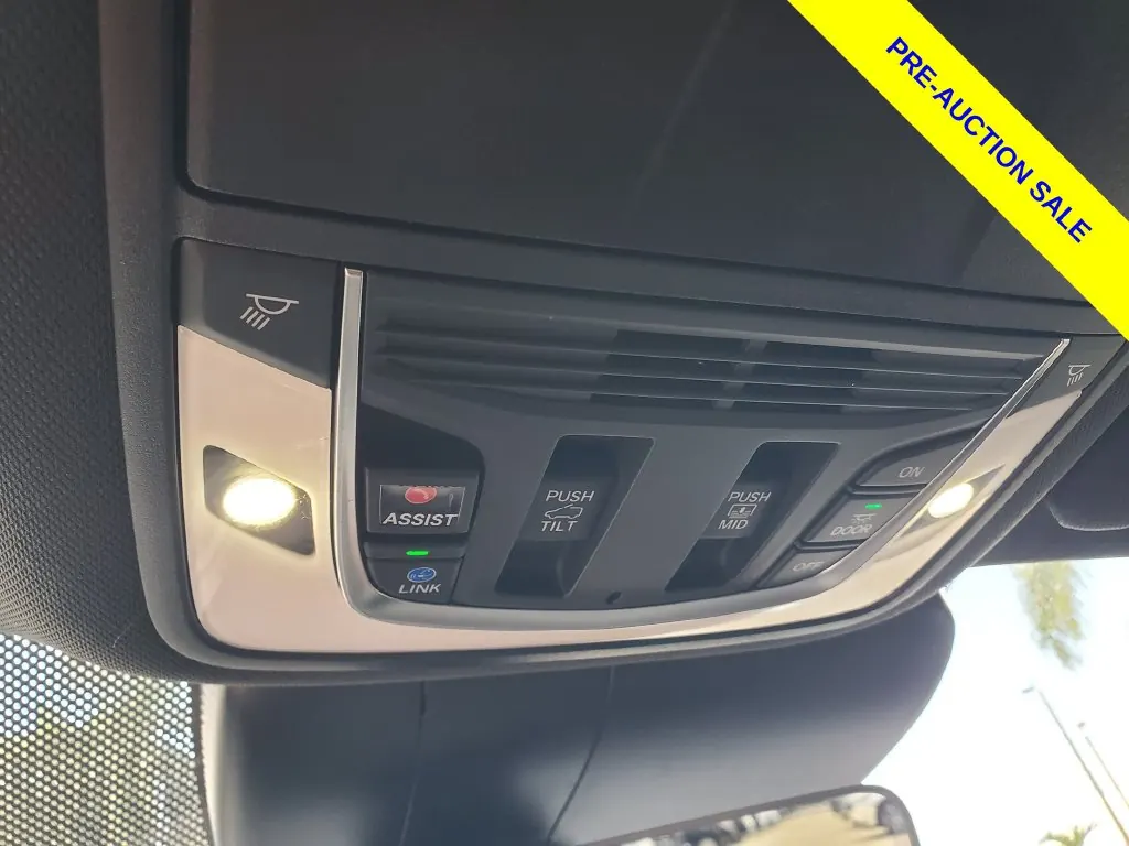2025 Acura RDX SH-AWD - Photo 33