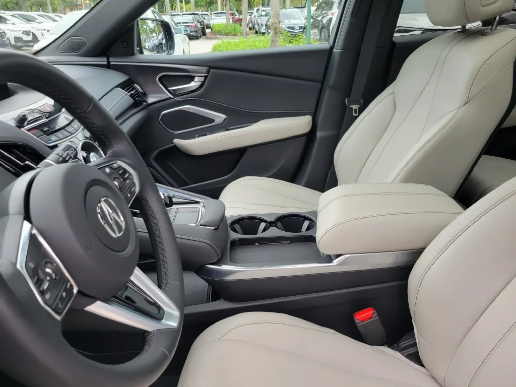 2026 Acura RDX SH-AWD - Photo 15