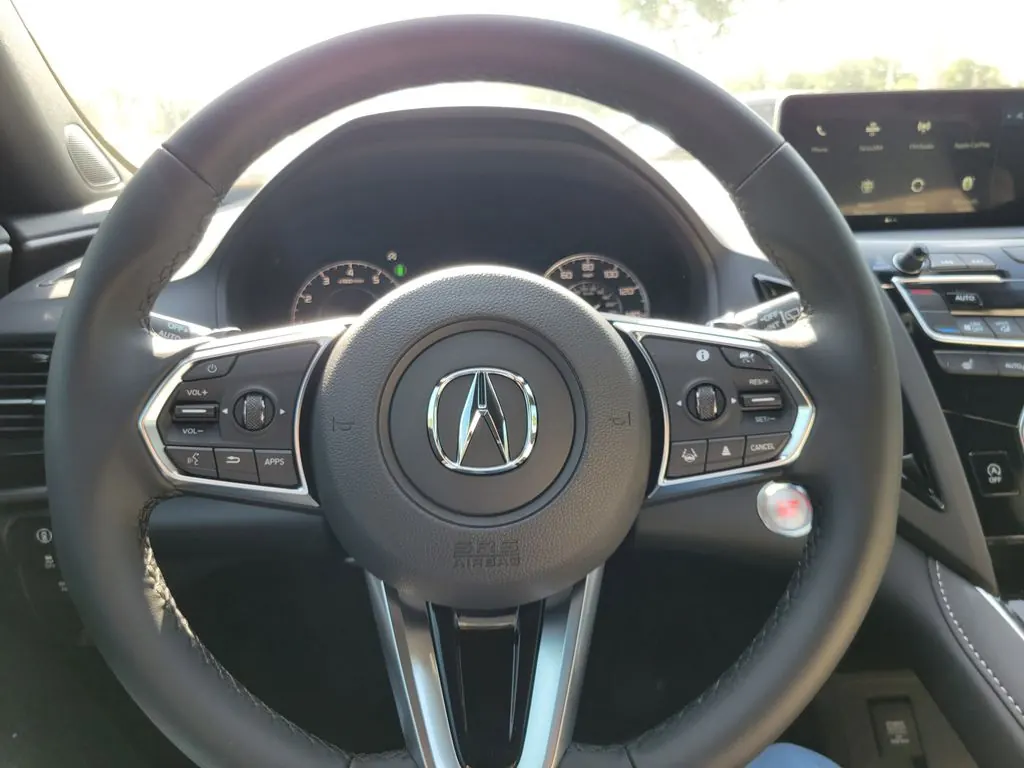 2026 Acura RDX SH-AWD - Photo 11