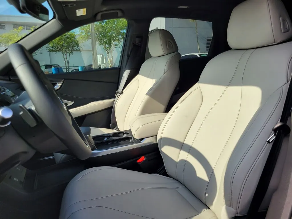 2026 Acura RDX SH-AWD - Photo 9