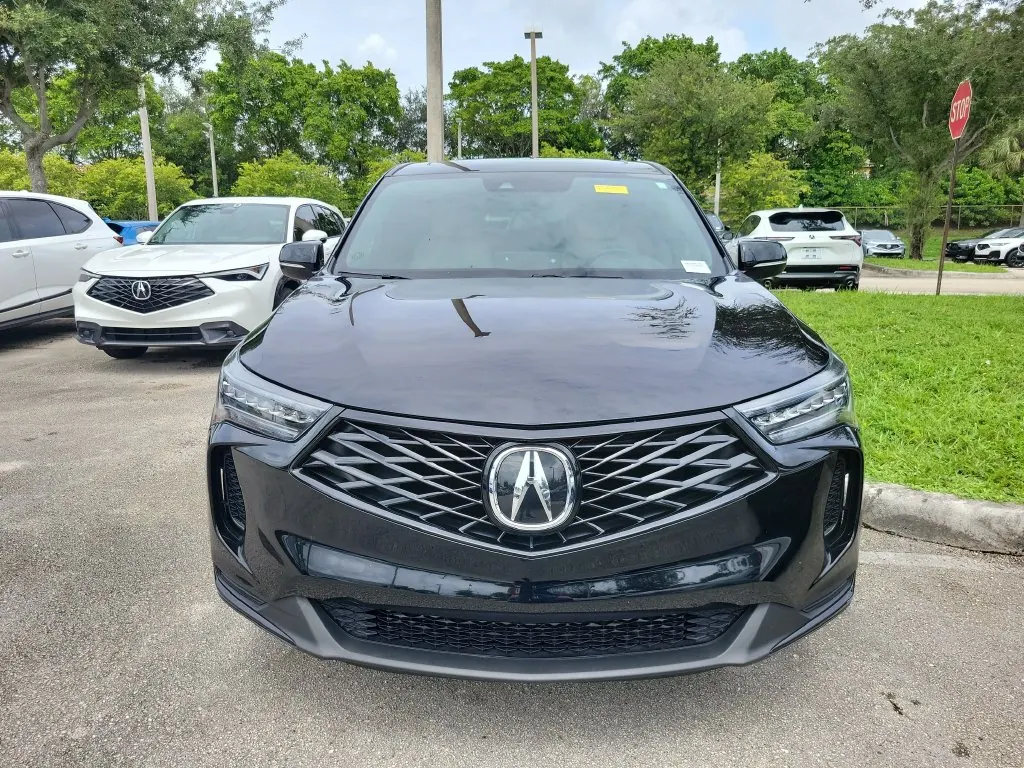 2025 Acura RDX SH-AWD - Photo 2