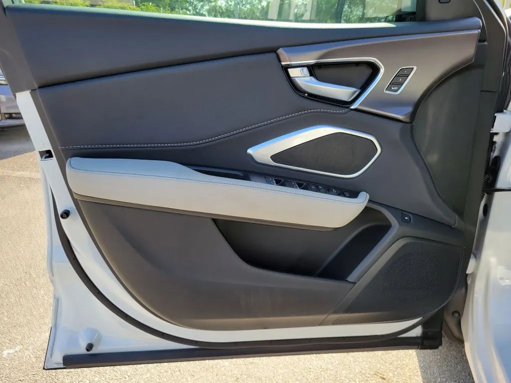 2026 Acura RDX SH-AWD - Photo 11