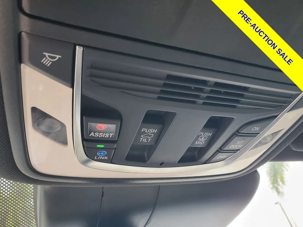 2025 Acura RDX SH-AWD - Photo 33