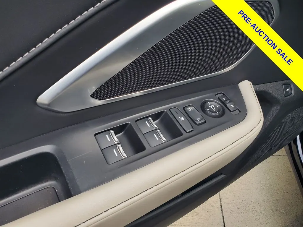 2025 Acura RDX SH-AWD - Photo 21