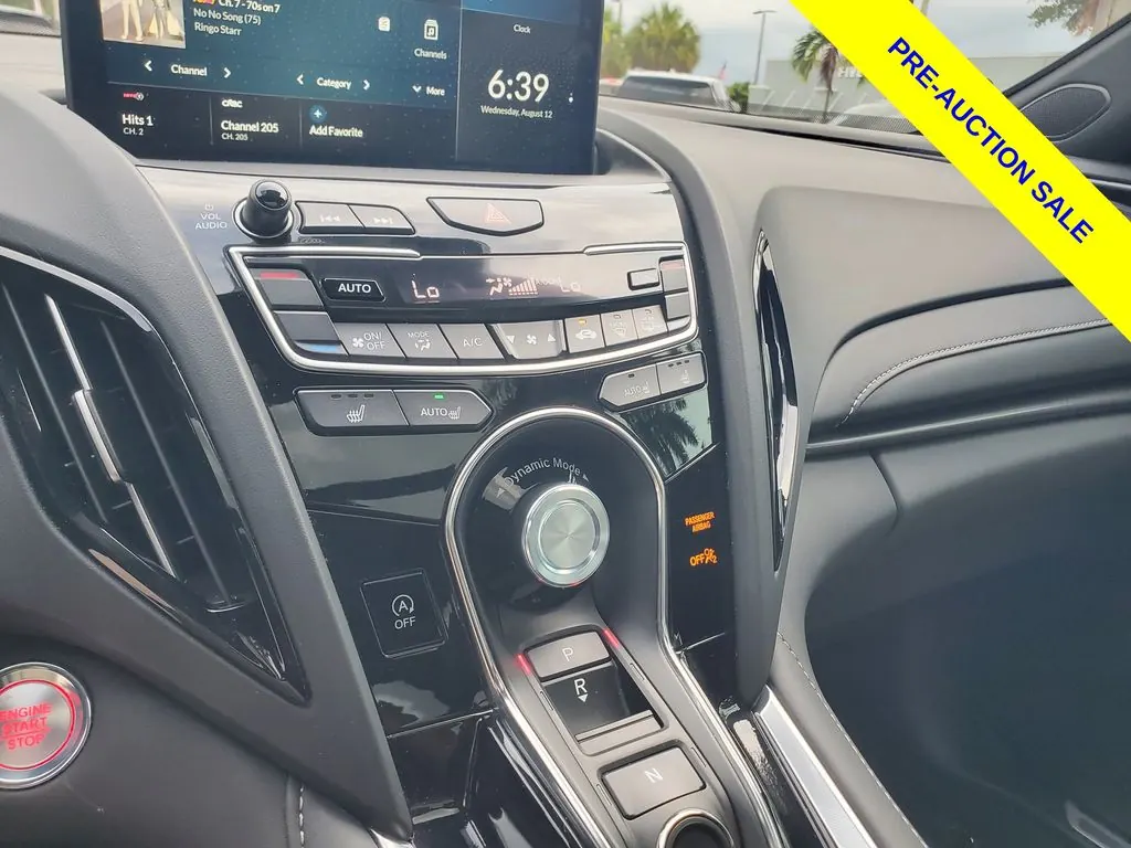 2025 Acura RDX SH-AWD - Photo 30