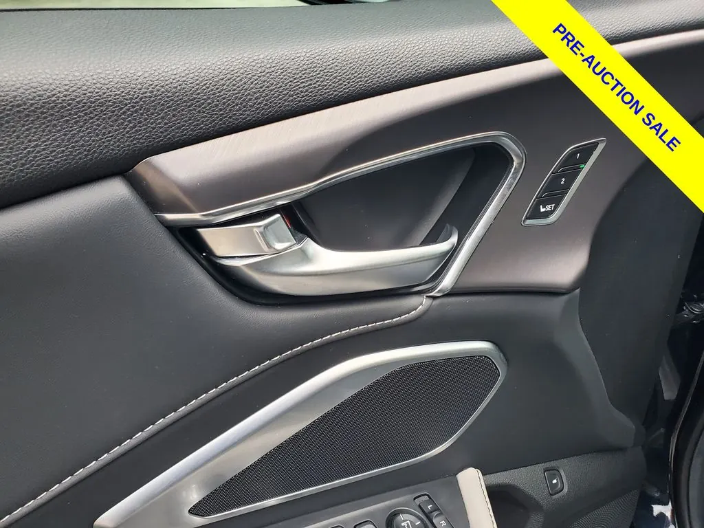 2025 Acura RDX SH-AWD - Photo 22