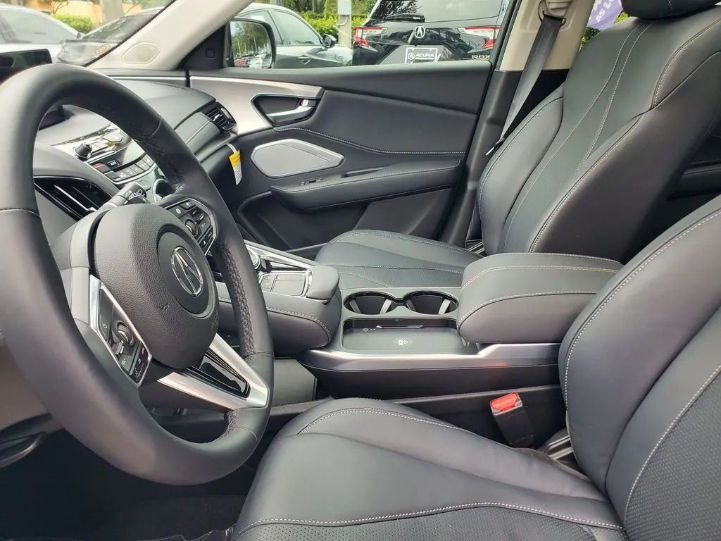 2025 Acura RDX SH-AWD Technology Package - Photo 16