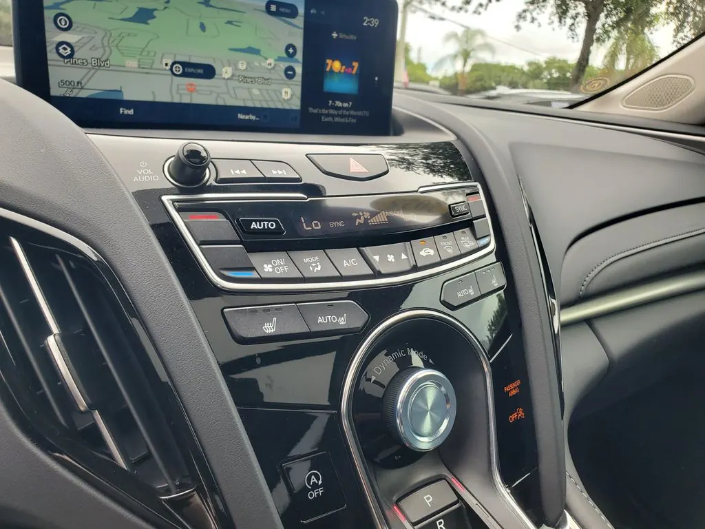 2025 Acura RDX SH-AWD Technology Package - Photo 32